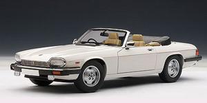 73571 Jaguar XJ-S Cabriolet White