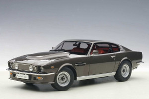 70221 V8 Vantage 1985 Cumberland Grey
