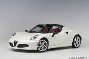 70141 Alfa Romeo 4C Spider White