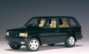 70011 Range Rover 4.6 HSE RHD Metallic Green
