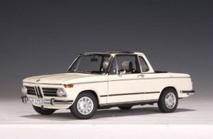 70532 BMW 2002 Baur Cabriolet white