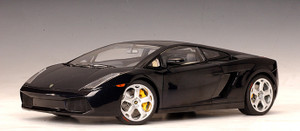 74572 Gallardo Metallic Black