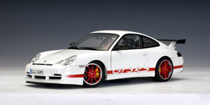 80471 Porsche 911 GT3 RS 2004 White w/ Red