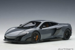 76047 McLaren 675 LT Chicane Grey