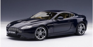 70205 V12 Vantage 2010 Blue