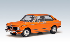 70682 BMW 2000 Touring Inka Orange