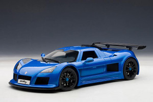 71303 Gumpert Apollo S blue 