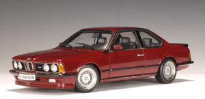 70528 BMW M 635CSi Karminred