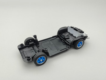 Porsche 911 Carrera RS 2.7 White / Blue - Chassis / engine