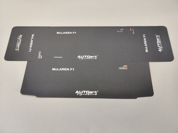 Box Sleeve - 76004 MC Laren F1 Road Car 1994 short tail (white) Box Sleeve - 76004 MC Laren F1 Road Car 1994 short tail (white)