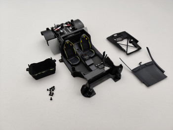 Lamborghini Aventador S Yellow  - Interior with engine