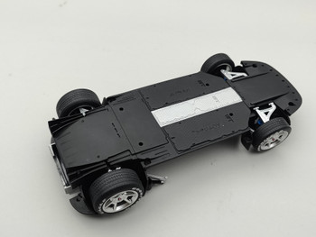 Ford GT LM Spec II White #4 - Chassis / Engine 