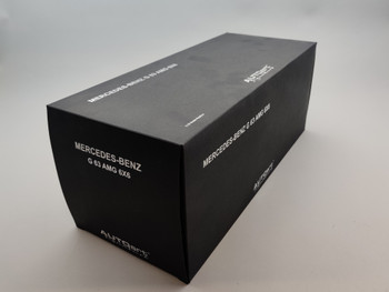 Mercedes G63 AMG 6x6 Designo Platinum Magno  - Box  Mercedes G63 AMG 6x6 Designo Platinum Magno  - Box