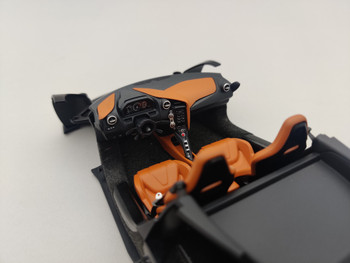 McLaren 720S Glacier White - Interior / Engine McLaren 720S Glacier White - Interior / Engine