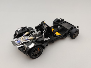 McLaren P1 Alaskan Diamond White - Interior / Chassis / Wheels / Engine McLaren P1 Alaskan Diamond White - Interior / Chassis / Wheels / Engine