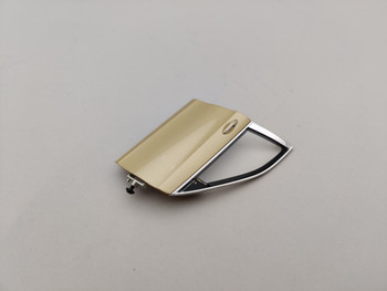 Mercedes-Maybach S-Klasse S600 Pullman Gold - Door Right Side Mercedes-Maybach S-Klasse S600 Pullman Gold - Door Right Side