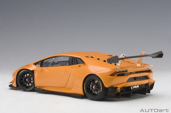 1/18 2015 Lamborghini Huracan Super Trofeo - Orange Metallic 1/18 2015 Lamborghini Huracan Super Trofeo - Orange Metallic