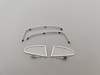 Jaguar E-Type Series 1 3.8 Coupe Black - Side Windows / Trim