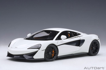 1/18 McLaren 650S GT3 - White w/ Black Accents - AUTOart Spares