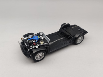 Mazda New Cosmo Sport Silver - Chassis / Engine Mazda New Cosmo Sport Silver - Chassis / Engine
