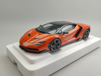 #211 - 79201 Lamborgini Centinario Pearl orange