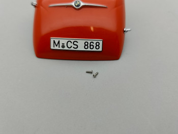BMW 600 Cortinagrey Japanred - Front Door BMW 600 Cortinagrey Japanred - Front Door