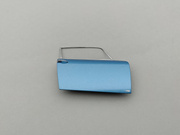 Aston Martin DB5 Caribbean Pearl Blue - Door Right Side Aston Martin DB5 Caribbean Pearl Blue - Door Right Side