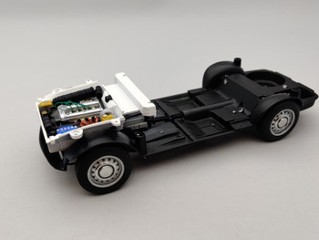 Alfa Romeo 1750 GTV RHD White - Chassis / Engine