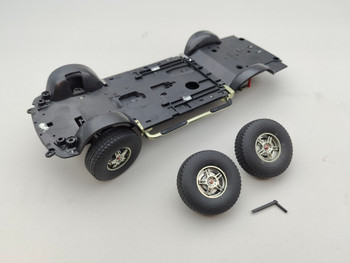 Ford Expedition Himalaya White - Chassis