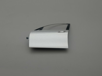 Mercedes Benz C63 AMG Silver - Door left side 1 Mercedes Benz C63 AMG Silver - Door left side 1