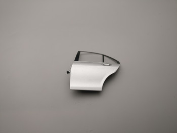 Mercedes Benz C63 AMG Silver - Door rear left side 1 Mercedes Benz C63 AMG Silver - Door rear left side 1