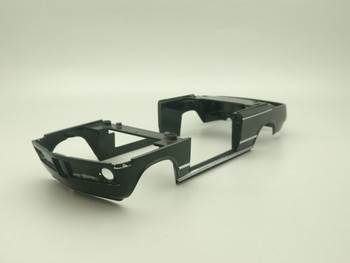 BMW 2002 L Black  - Lower Body