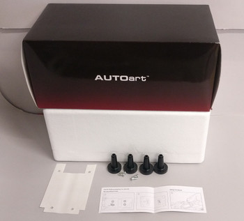 McLaren P1 GTR Volcano Orange - Box McLaren P1 GTR Volcano Orange - Box