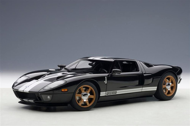 1/18  Ford GT 2004 Black With White Stripes