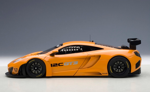 1/18 2009 McLaren 12C GT3 Presentation Car - Metallic Orange