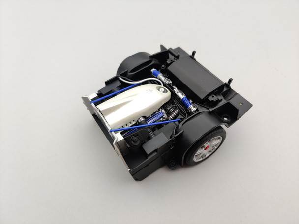 Maserati MC12 Pearl White - Chassis / Engine Maserati MC12 Pearl White - Chassis / Engine