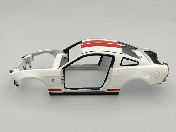 Ford Mustang Gt500 2010 Performance White Red Stripes - Body