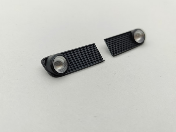 BMW 2002 L Black -  Headlights