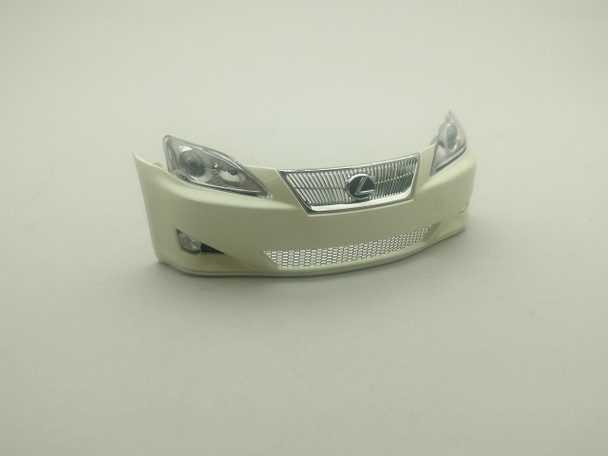 Lexus IS350 white - Front Bumper / Headlights / Grill