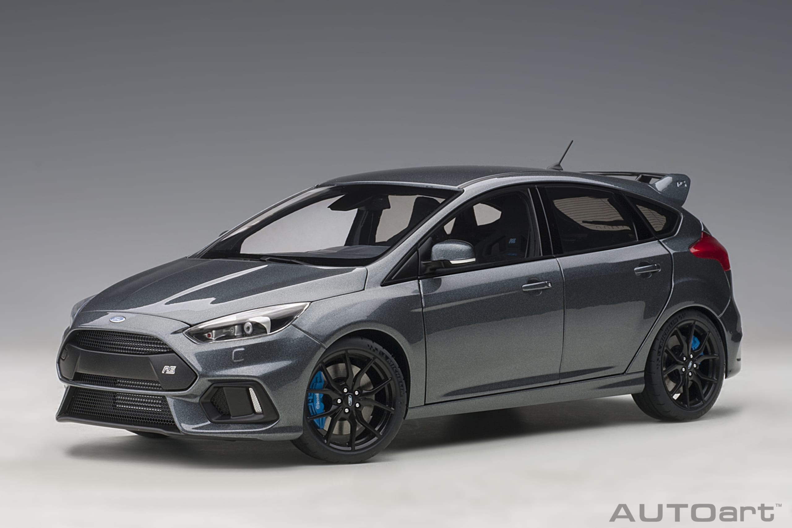 Now stock, parts for 72954 Ford Focus RS Grey - AUTOart Spares