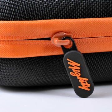 Venty Carry Case Close Up Zip