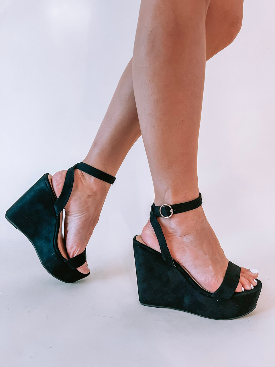 Suede Sandal Argentine Black Raphaella Booz – Always Ready Brazilian Shoes