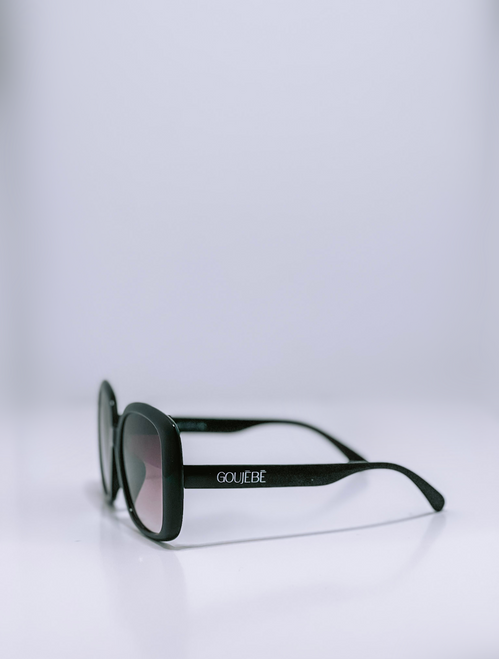 GOUJĒBĒ Oversized Black Frame Sunglasses