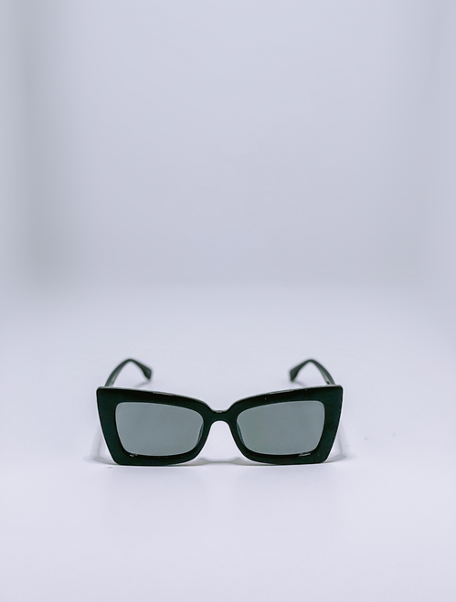 GOUJĒBĒ Cat Eye Black Frame Sunglasses