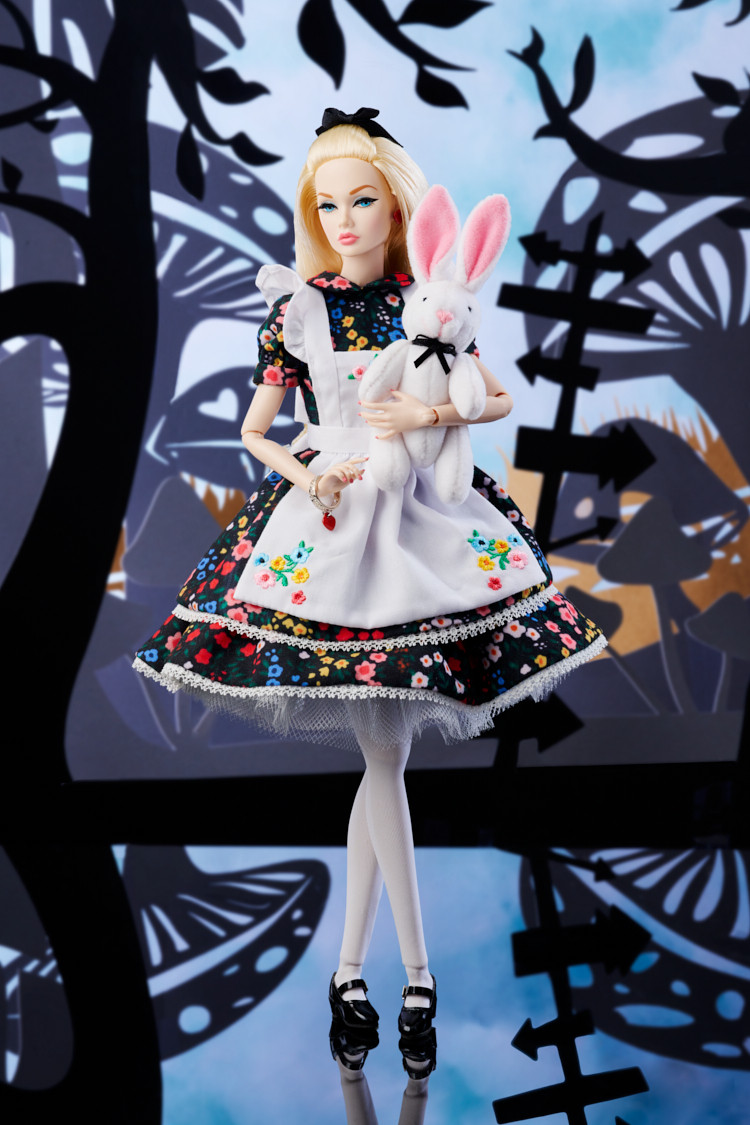 SO CURIOUS Poppy Parker® Dressed Doll 2022 Club Exclusive by