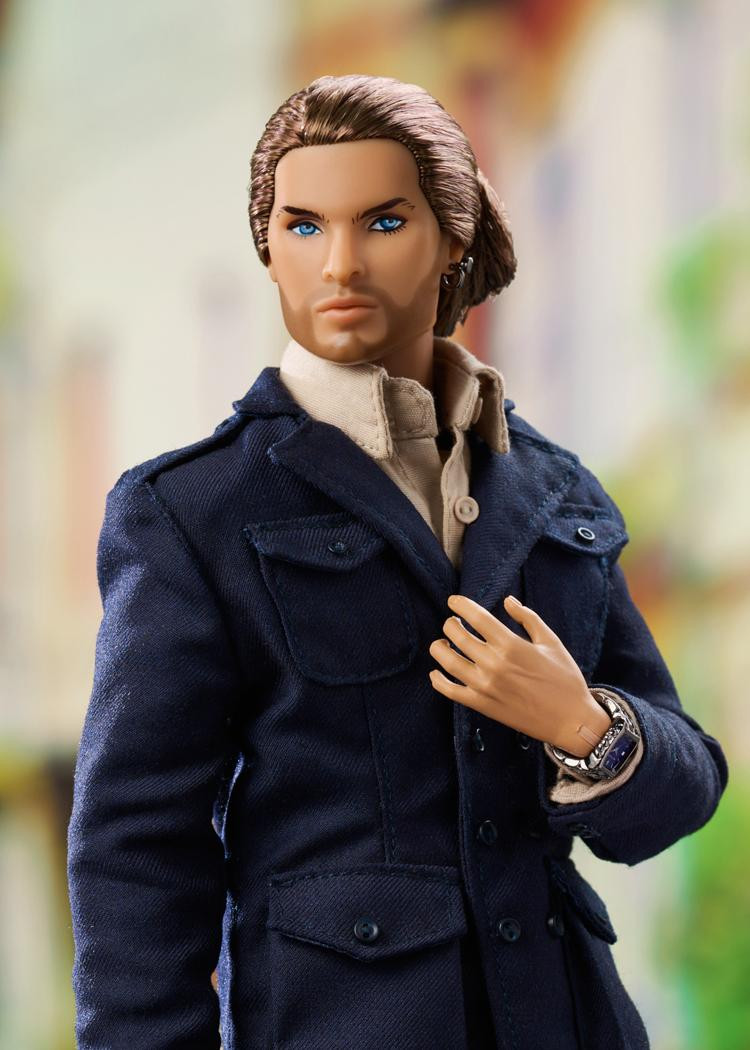 The Monarchs Homme™ Collection Metropolitan Adventurer Tajinder