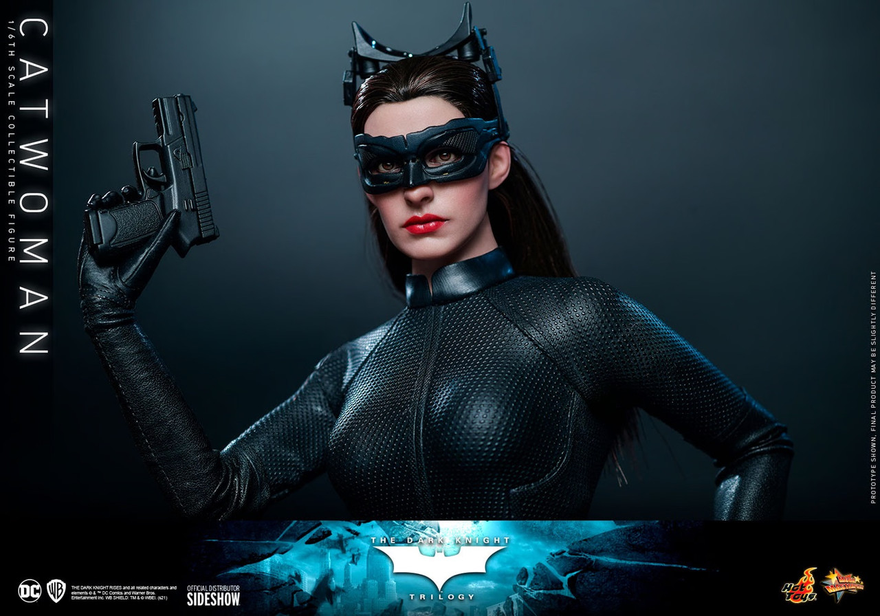 DC Batman: Dark Knight Rises CATWOMAN (Anne Hathaway) Sixth Scale