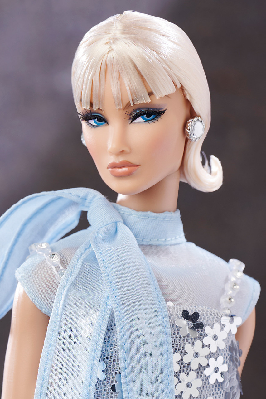 専用＊Baby Blue Imogen MiniGift Set アウトフィット Baby Blue Imogen Lennox® Mini Gift Set The NU. Face® Collection
