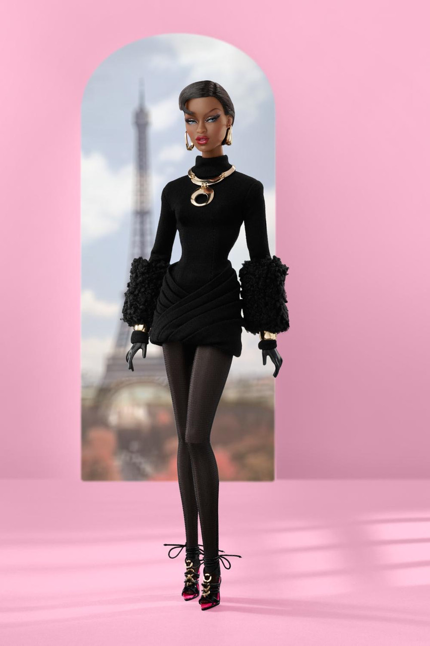 SOCIALITE CAFE ADELE MAKEDA® Modern Muse 2025 Fashion Royalty