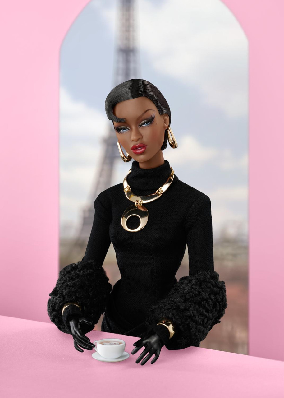 SOCIALITE CAFE ADELE MAKEDA® Modern Muse 2025 Fashion Royalty